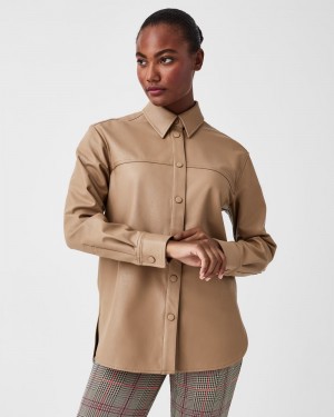 Tops Spanx Cuero-Like Oversized Shacket Mujer Toffee | VG5674823