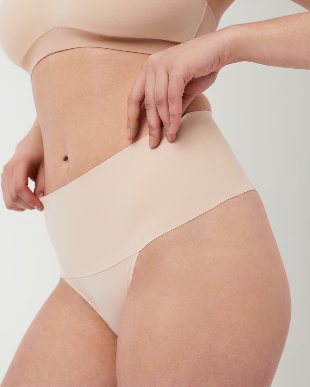 Bragas Spanx Undie-tectable® Mujer Beige | ZP5398406