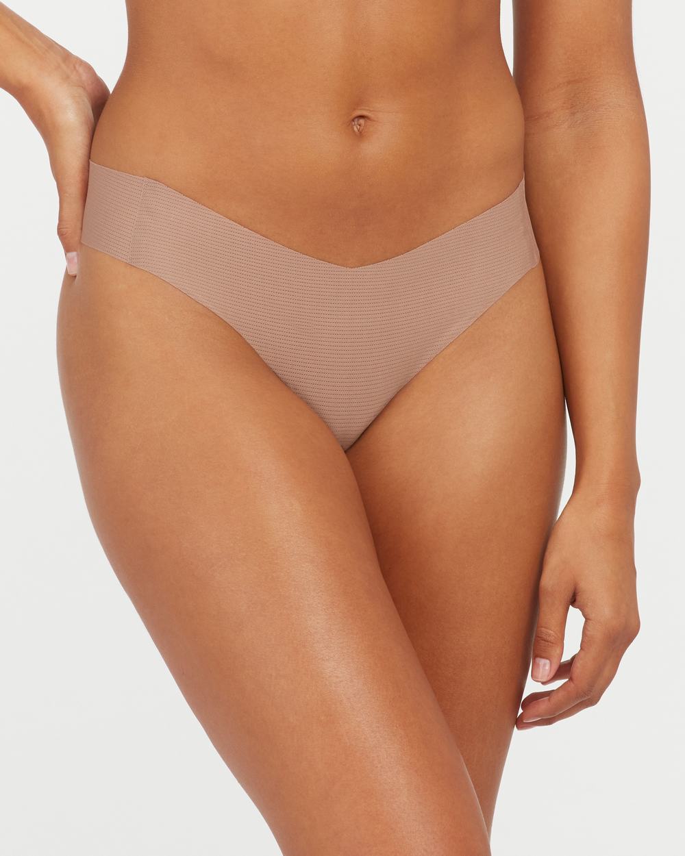 Tanga Spanx Under Statements® Mujer Cafe Au Lait | HM3019674