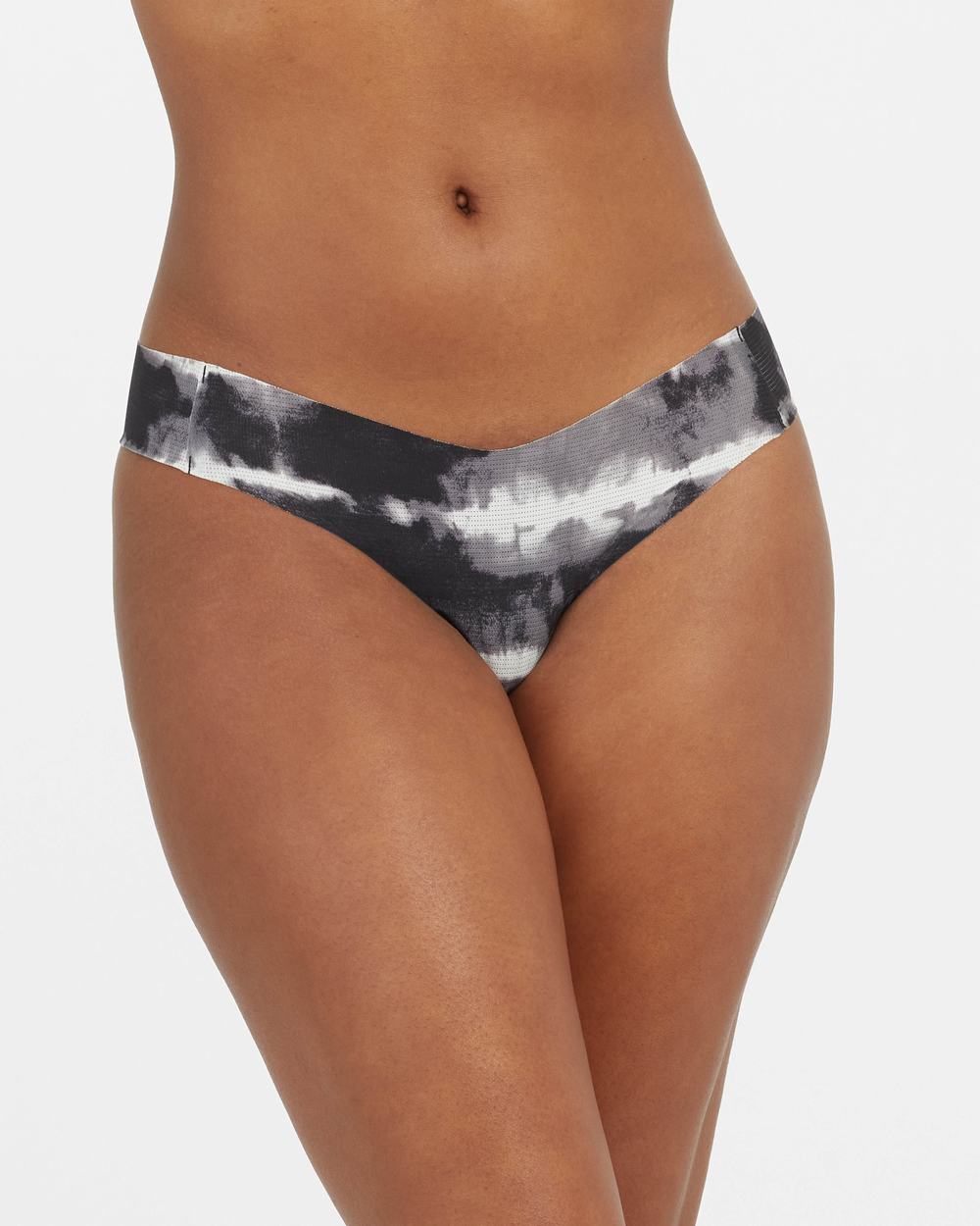 Tanga Spanx Under Statements® Mujer Black/White | ED6427153